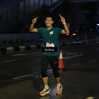 Runner Photo 7886570