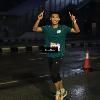 Runner Photo 7886575