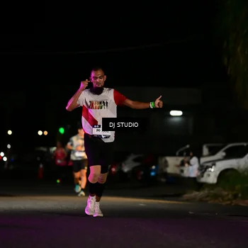 Runner Photo 7886592