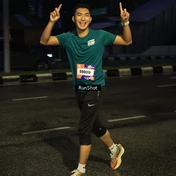 Runner Photo 7886602