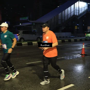 Runner Photo 7886604