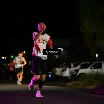 Runner Photo 7886608