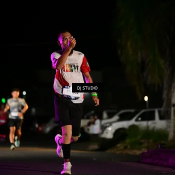 Runner Photo 7886623