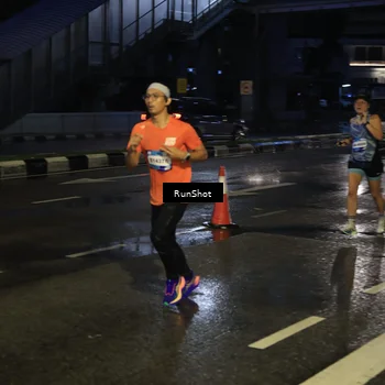 Runner Photo 7886630