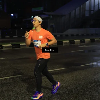 Runner Photo 7886652