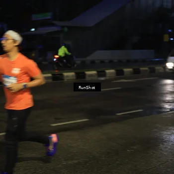 Runner Photo 7886656