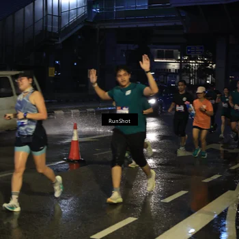 Runner Photo 7886674