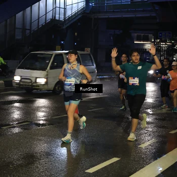 Runner Photo 7886686