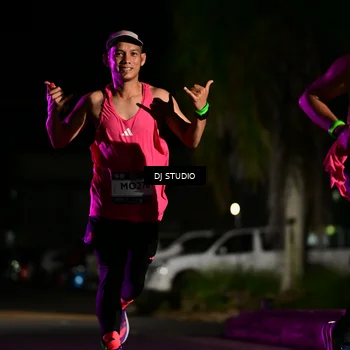 Runner Photo 7886692