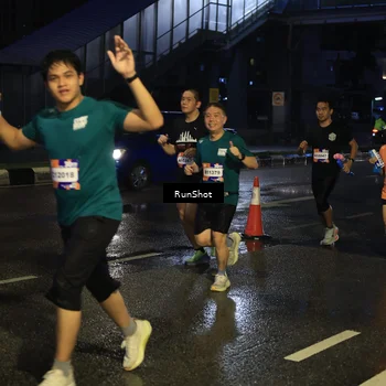 Runner Photo 7886705