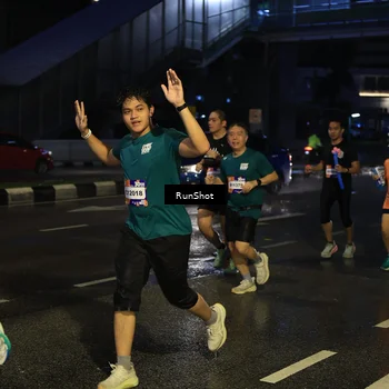 Runner Photo 7886706