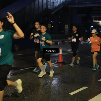 Runner Photo 7886716