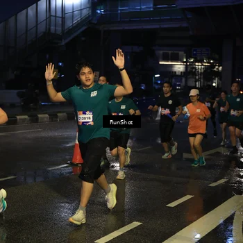 Runner Photo 7886731