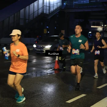 Runner Photo 7886744