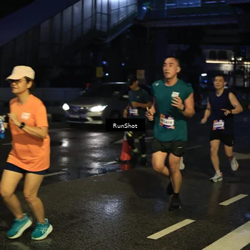 Runner Photo 7886749