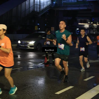Runner Photo 7886751