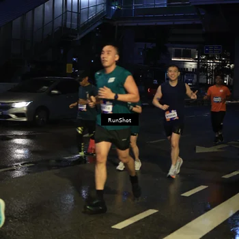 Runner Photo 7886755