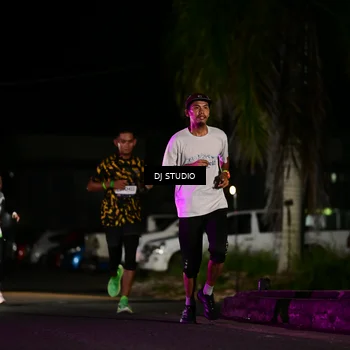 Runner Photo 7886760