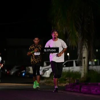 Runner Photo 7886762