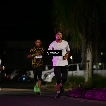 Runner Photo 7886763
