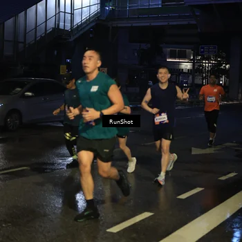 Runner Photo 7886768