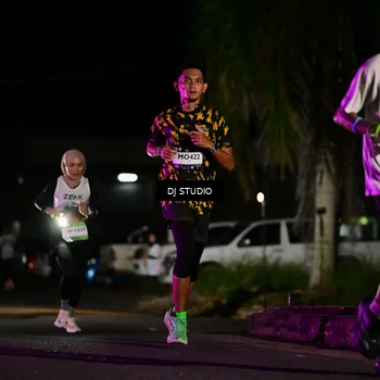 Runner Photo 7886770