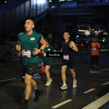 Runner Photo 7886778