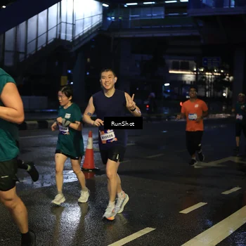 Runner Photo 7886782