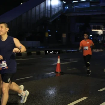 Runner Photo 7886811