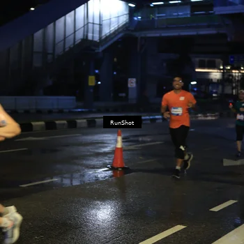 Runner Photo 7886816