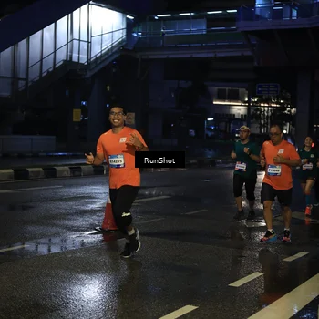 Runner Photo 7886828