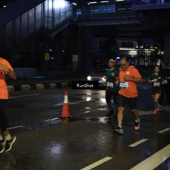Runner Photo 7886846