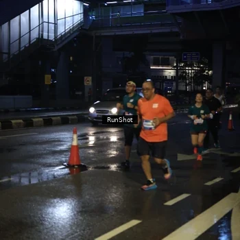 Runner Photo 7886849