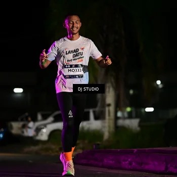 Runner Photo 7886857