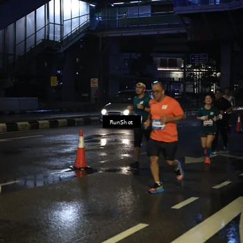 Runner Photo 7886858