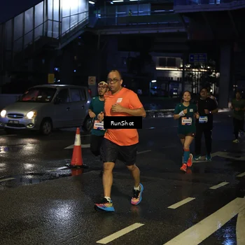 Runner Photo 7886872