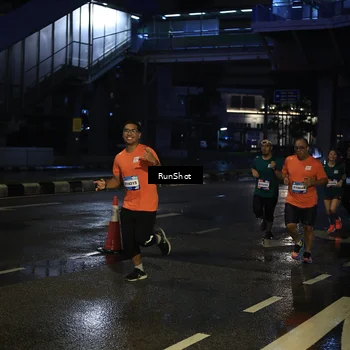 Runner Photo 7886877