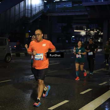 Runner Photo 7886890