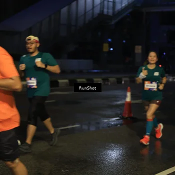 Runner Photo 7886892
