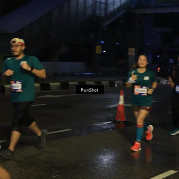 Runner Photo 7886893