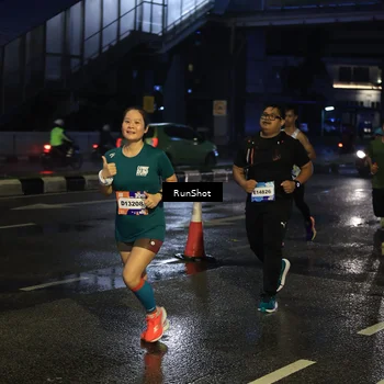 Runner Photo 7886906
