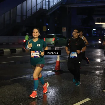 Runner Photo 7886908