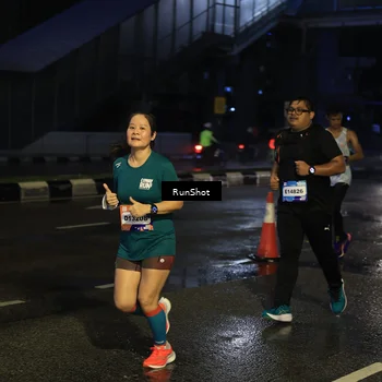 Runner Photo 7886910