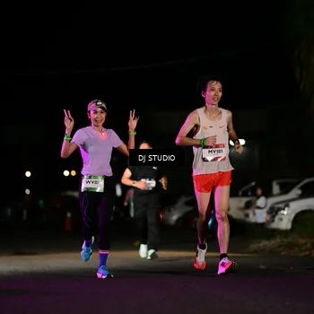 Runner Photo 7886935
