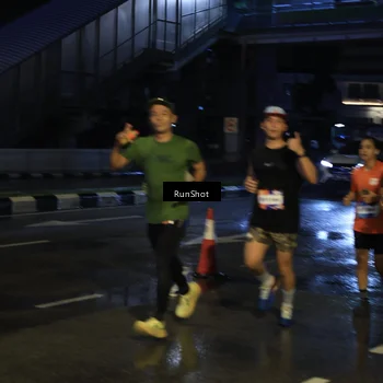 Runner Photo 7886960