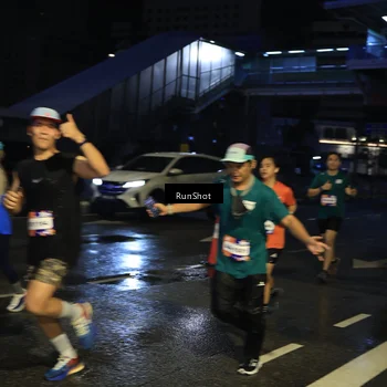 Runner Photo 7886990
