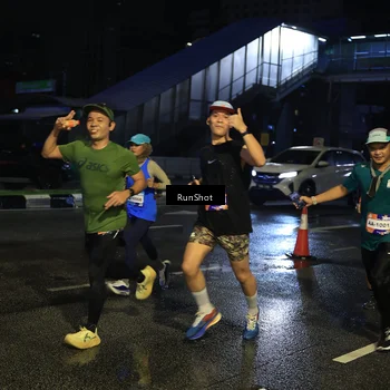 Runner Photo 7886991