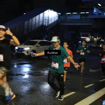 Runner Photo 7886994