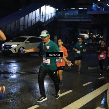 Runner Photo 7886995