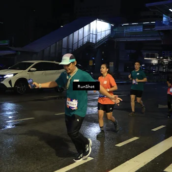 Runner Photo 7887001